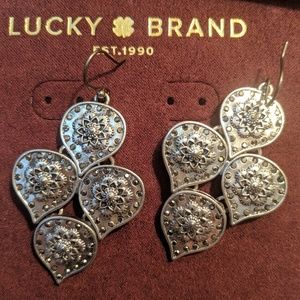 🆕🏷️Lucky Brand Silver Flower Earrings New in Box